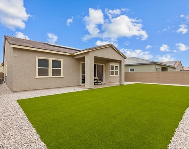 2642 Summit Springs Street - Photo Thumbnail 27