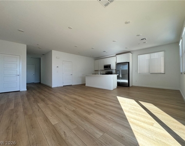 1480 Great Snipe Avenue - Photo Thumbnail 6