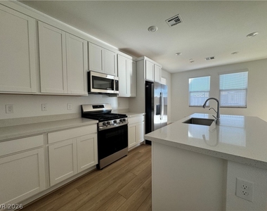 1480 Great Snipe Avenue - Photo Thumbnail 8