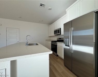 1480 Great Snipe Avenue - Photo Thumbnail 9