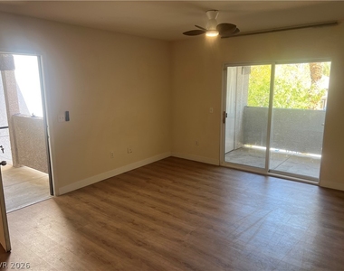 7255 W Sunset Road - Photo Thumbnail 4