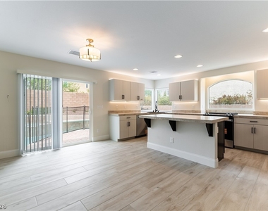 11003 Royal Highlands Street - Photo Thumbnail 11