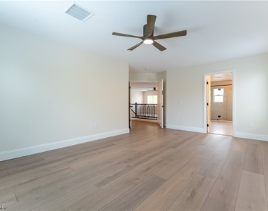 11003 Royal Highlands Street - Photo Thumbnail 10