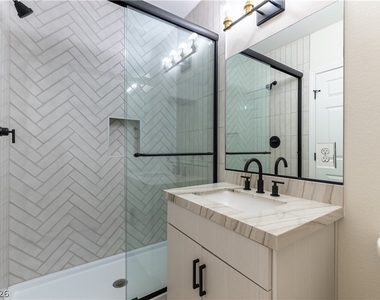 11003 Royal Highlands Street - Photo Thumbnail 27
