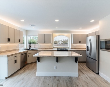 11003 Royal Highlands Street - Photo Thumbnail 13