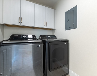 11003 Royal Highlands Street - Photo Thumbnail 30
