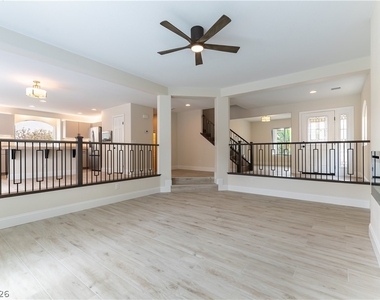 11003 Royal Highlands Street - Photo Thumbnail 5