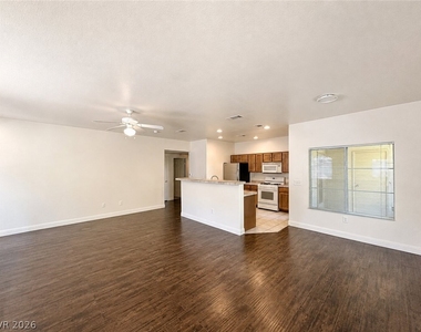1501 Cardinal Peak Lane - Photo Thumbnail 5