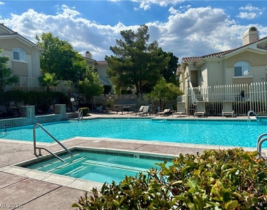 1501 Cardinal Peak Lane - Photo Thumbnail 17