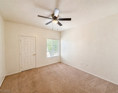 1501 Cardinal Peak Lane - Photo Thumbnail 8
