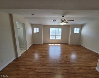 7749 Sour Gum Court - Photo Thumbnail 23