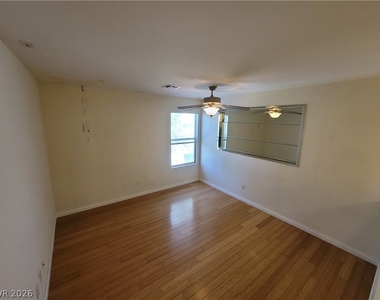7749 Sour Gum Court - Photo Thumbnail 17