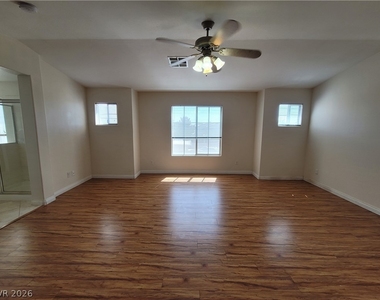7749 Sour Gum Court - Photo Thumbnail 24