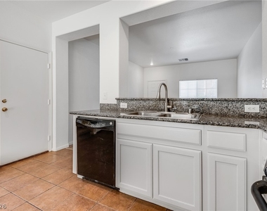 913 Blushing Rose Place - Photo Thumbnail 10