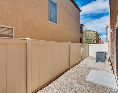 913 Blushing Rose Place - Photo Thumbnail 26
