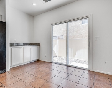 913 Blushing Rose Place - Photo Thumbnail 6