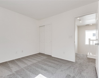 913 Blushing Rose Place - Photo Thumbnail 15