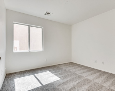 913 Blushing Rose Place - Photo Thumbnail 14