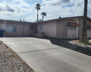 229 Breeze Street - Photo Thumbnail 1