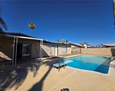 229 Breeze Street - Photo Thumbnail 28