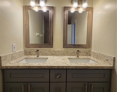 229 Breeze Street - Photo Thumbnail 19