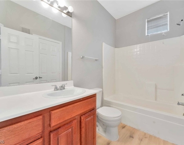 5855 Valley Drive - Photo Thumbnail 12