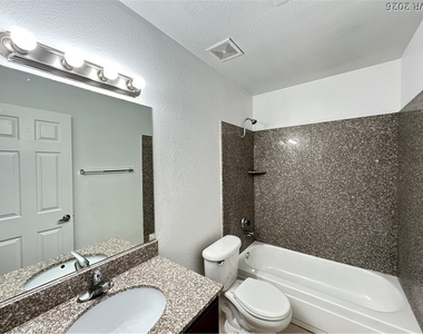 4340 Sandy River Drive - Photo Thumbnail 9