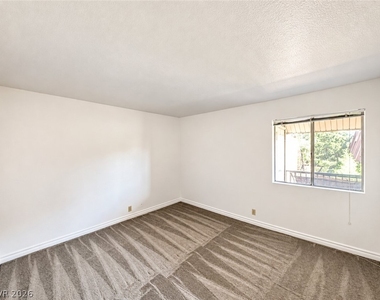 4340 Sandy River Drive - Photo Thumbnail 10