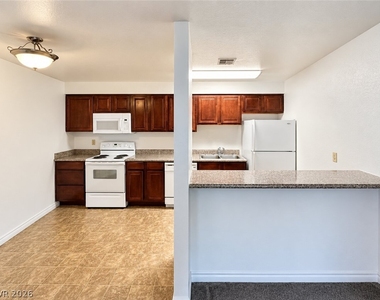 4340 Sandy River Drive - Photo Thumbnail 5