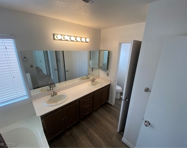 9633 Rancho Palmas Drive - Photo Thumbnail 21