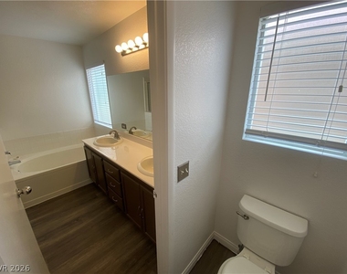 9633 Rancho Palmas Drive - Photo Thumbnail 24