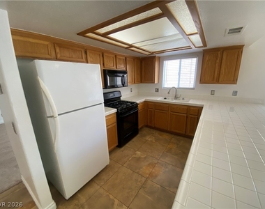 9633 Rancho Palmas Drive - Photo Thumbnail 6