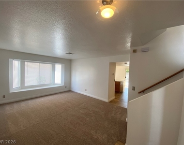 9633 Rancho Palmas Drive - Photo Thumbnail 3