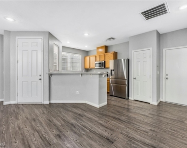 3909 Sweet Pine Street - Photo Thumbnail 11