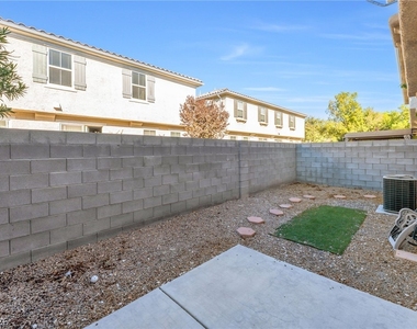 3909 Sweet Pine Street - Photo Thumbnail 29