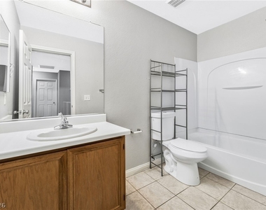 3909 Sweet Pine Street - Photo Thumbnail 25