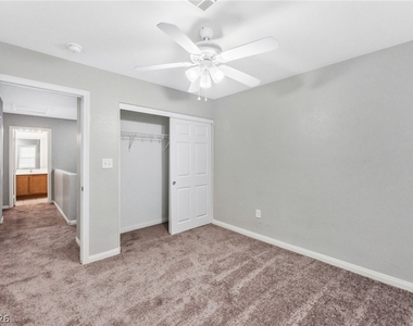 3909 Sweet Pine Street - Photo Thumbnail 23