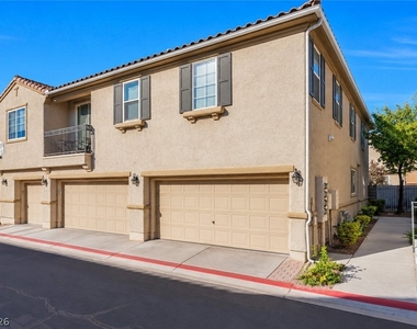 3909 Sweet Pine Street - Photo Thumbnail 2