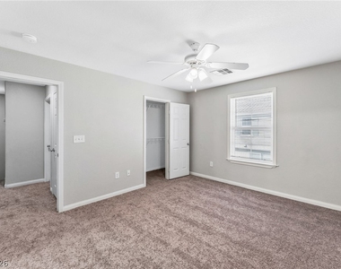 3909 Sweet Pine Street - Photo Thumbnail 19