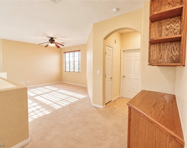 10842 Montasola Street - Photo Thumbnail 11