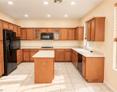 10842 Montasola Street - Photo Thumbnail 7