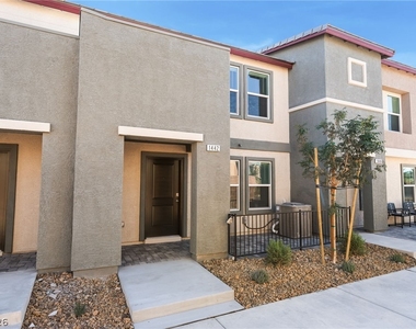 1442 Foley Bay Drive - Photo Thumbnail 2