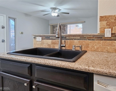 5150 Mandalay Springs Drive - Photo Thumbnail 5