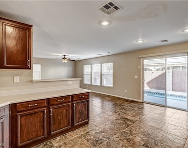 312 Snow Dome Avenue - Photo Thumbnail 5