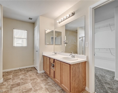 312 Snow Dome Avenue - Photo Thumbnail 8