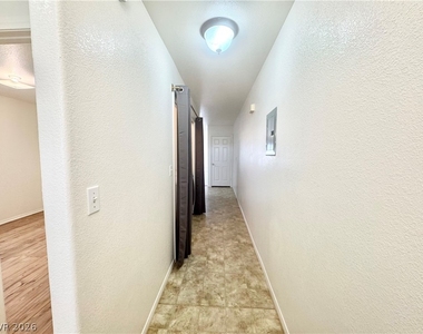 448 Comstock Street - Photo Thumbnail 1