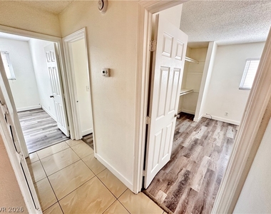 5238 Greene Lane - Photo Thumbnail 8