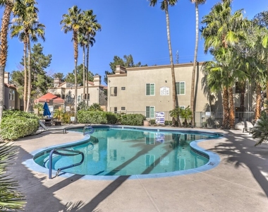 3145 E Flamingo Road - Photo Thumbnail 12