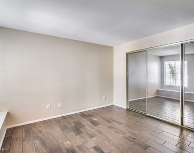 3145 E Flamingo Road - Photo Thumbnail 5