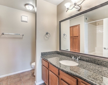 3145 E Flamingo Road - Photo Thumbnail 6